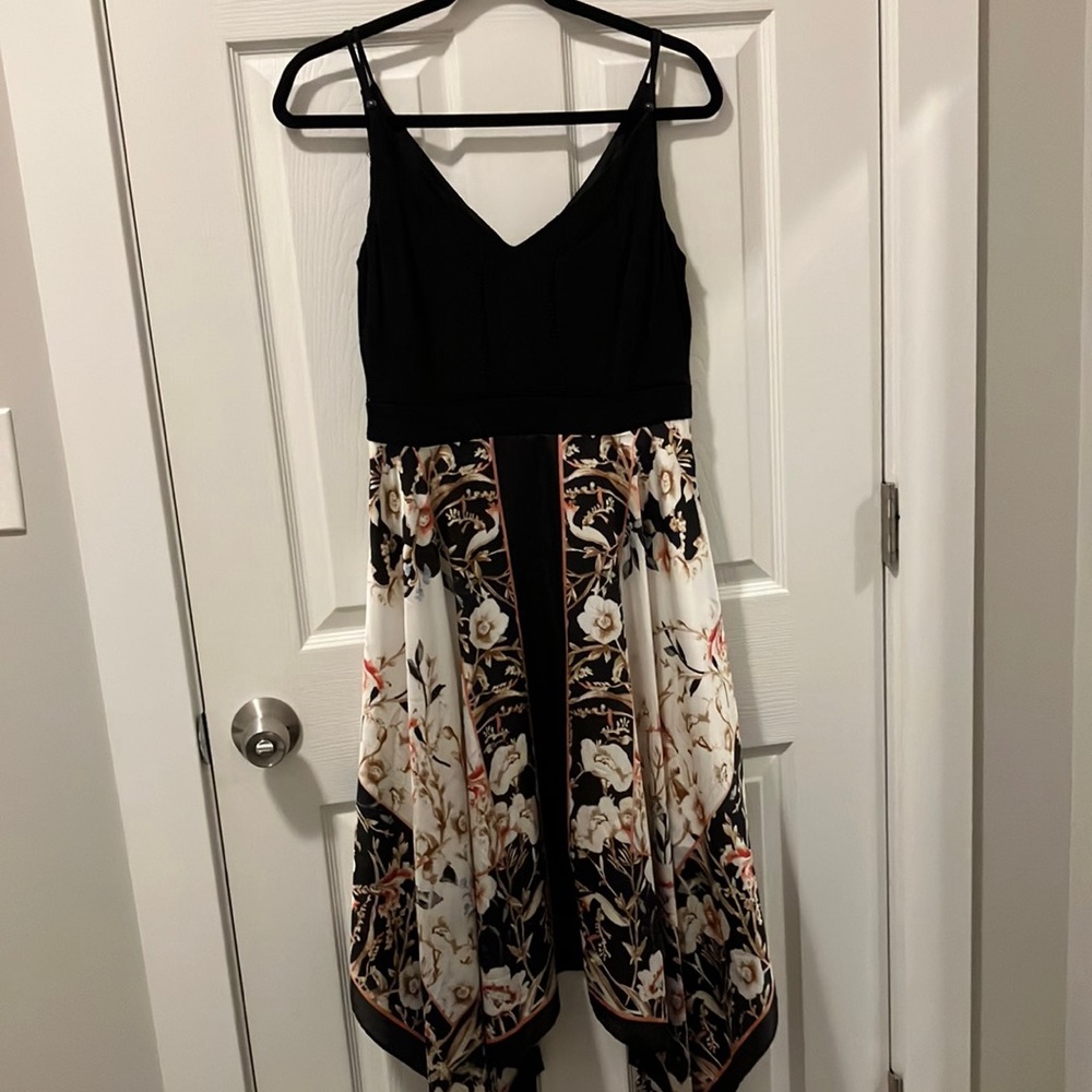 White House Black Market floral midi dress Size: 4